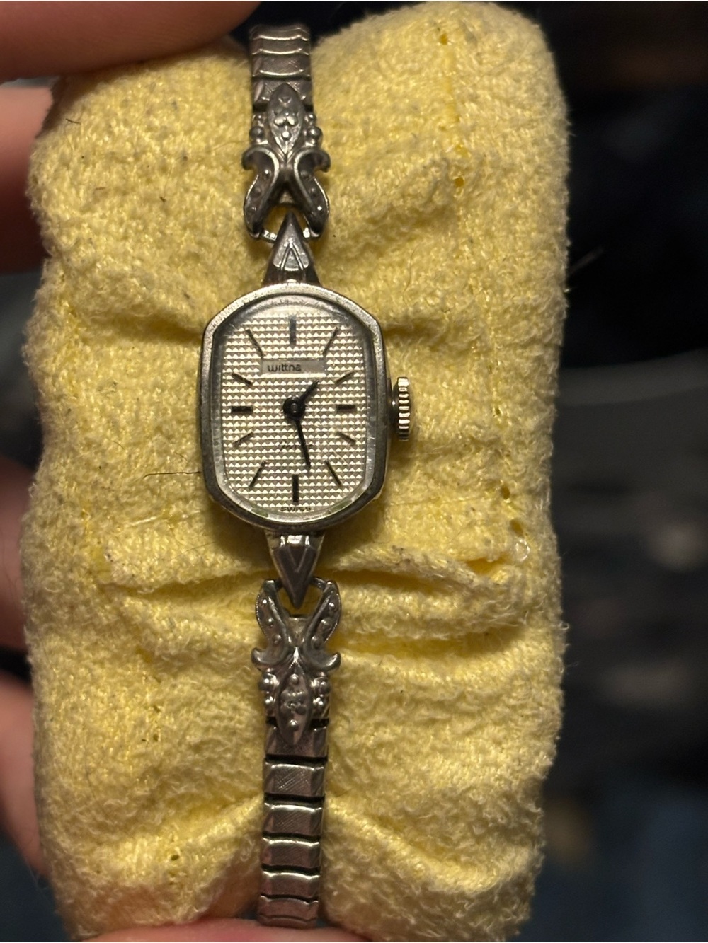 Vintage-Style waltham watch